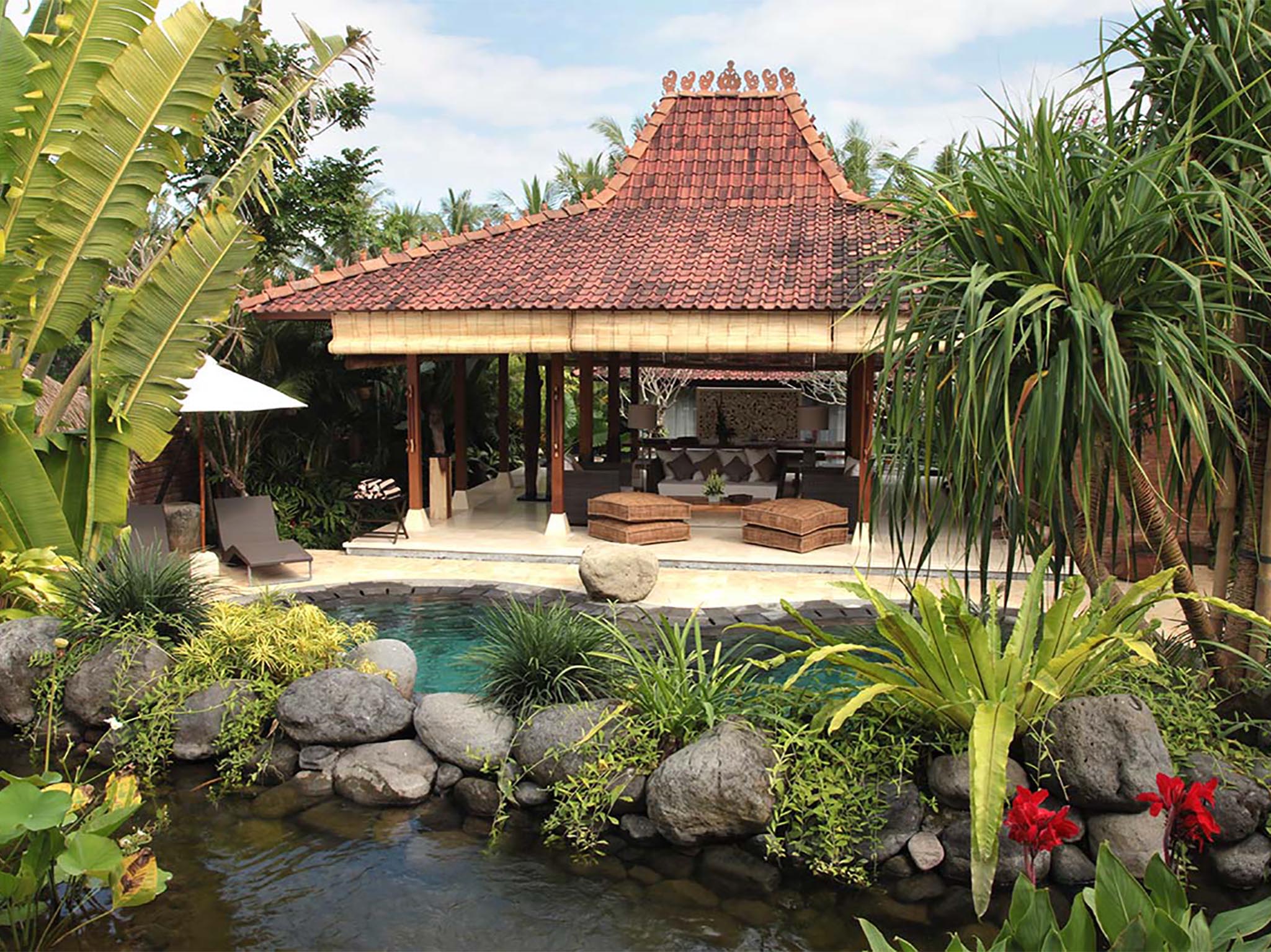 Villa Amy - Living and dining view from pool - Dea Villas - Villa Amy, Canggu, Bali